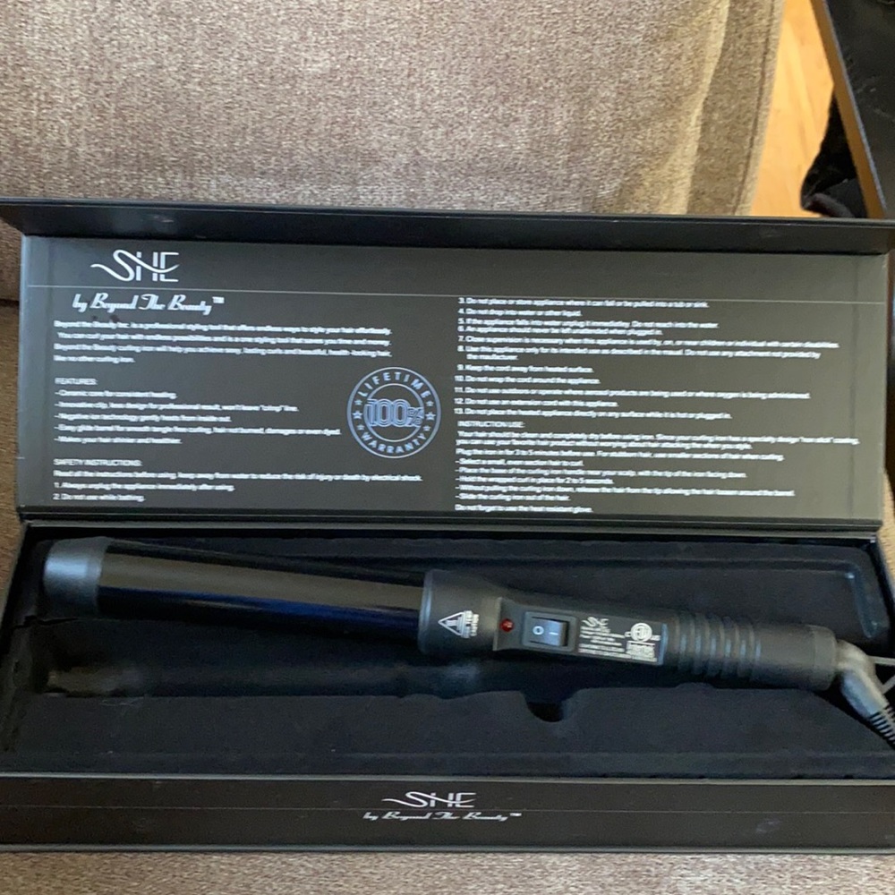 SHE 32 mm curling wand NEW